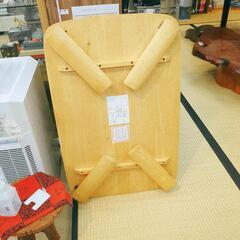 折りたたみテーブル ナチュラル 天板にキズあり 【こちらは店舗です。浜村鹿野温泉ICから3分 買取本舗 宮本リサイクル 営業時間9～19時 定休日水曜のみ←連絡できませんm(_ _)m】の画像