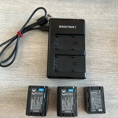 ビデオカメラ パナソニック4K  三脚とパッテリー2個　 　　　の画像