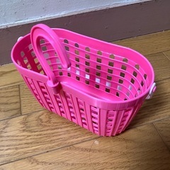 洗濯バサミ　洗濯ピンチ　バスケットの画像