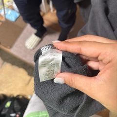 タヌキとキツネ 服の画像