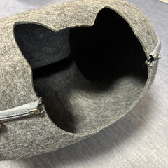 ドーナツ型キャットドームの画像
