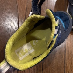 18cm 男の子　スニーカー　　ムーンスター&新幹線光る　幅広の画像