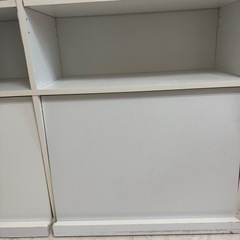 本棚 大容量 収納棚 ディスプレイラック キャビネット オープンラック 収納 カウンター下 キッチン リビング 収納 シェルフ 棚 チェスト 扉付き 推し活収納 推し活 グッズ収納 ラック 見せる 雑誌 A4 フィギュア アクスタ 缶バッジ 漫画 コミック 漫画収納の画像
