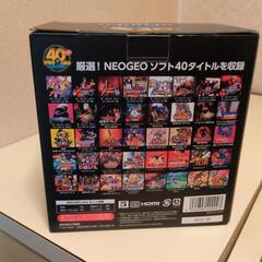 ネオジオミニ本体、コントローラーの画像