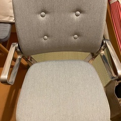 イトーキ ITOKI LEVI レヴィ オフィスチェア ワークチェアの画像