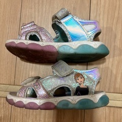 Frozen アナと雪の女王 サンダル光るの画像