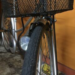 レンタサイクル店使用　自転車整備士整備済み！》NO185　中古車　26インチ　シティサイクル 　シルバーの画像