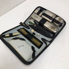送料無料 昭和レトロ トラベルグルーミングセット アンティーク 旅行用身だしなみケース 鏡 櫛 爪切り 250901-13の画像