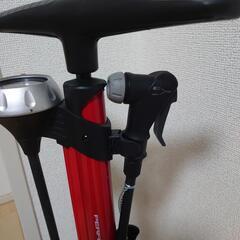自転車空気入れの画像