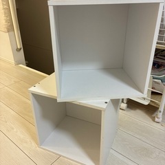 キューブボックス(ホワイト)無料の画像
