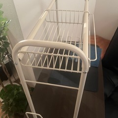 シンク上伸縮水切りラック／KITINTOの画像