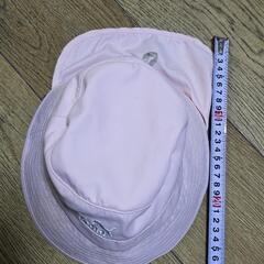薄ピンクのプーマのキッズ帽子の画像