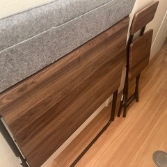 ニトリ　折りたたみ机&椅子セットの画像