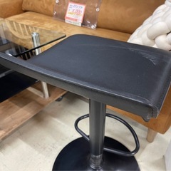 カウンターチェア 座面に傷あり ブラック 中古の画像