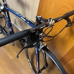 軽量7.5kg！　カーボンクロスバイク！の画像