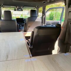 ９０ VOXY ヴォクシーハイブリッド７人乗り 揺れの少ない 車中泊ベット（youtube 見れば揺れないのが見れますの画像