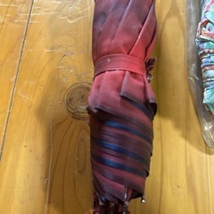 折りたたみ傘の画像