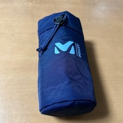 ミレー【MILLET】 ボトル ホルダー 500ML  登　山 トレッキング用品  ボトルカバー　ネイビーの画像