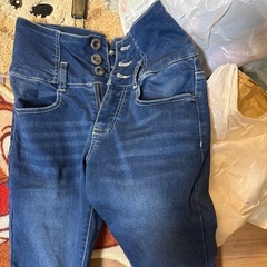 スキニー ほぼ未使用の画像