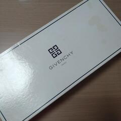 【未使用】GIVENCHY　カップ＆ソーサー　6客セットの画像