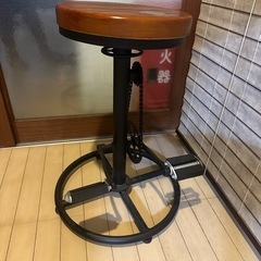 スツール2台の画像
