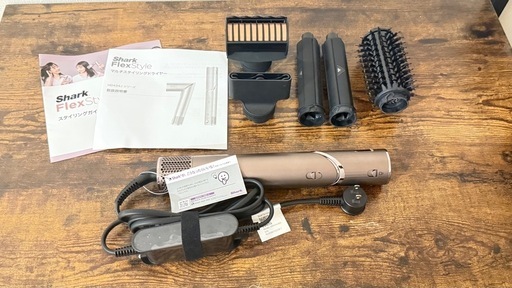 新品　美品　shark スタイリングドライヤー