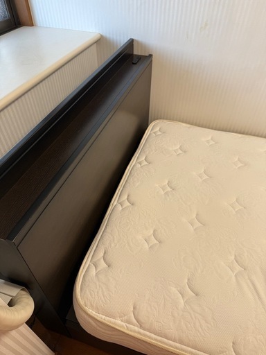 ⭐︎【破格】⭐︎組み立て簡単シモンズ　セミダブル定価20万　中古　分解発送 美品】シモンズセミダブルベッド (マイク) 本八幡のベッドの中古