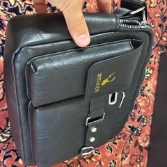 ウェイクシアー ショルダーバッグ ブラックの画像