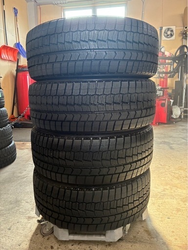 コメント多数ありがとうございました?決まりました?バリ溝‼️225/45R18?人気の扁平18インチ?日本製ダンロップWM02?D5