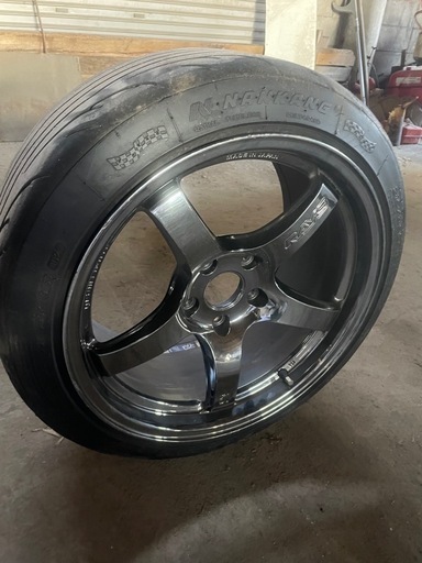 【売れました】 RAYS グラムライツ57CR R17 9J+38 2本