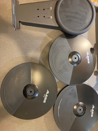 受渡完了　alesis 電子ドラム dm7