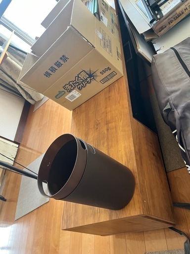 家具まとめて　ダイニングテーブルやベッドなど、収納などたくさんあります。