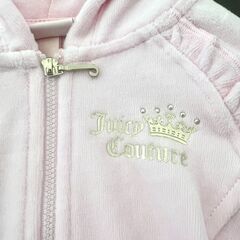 ジューシークチュールのタグ付き未使用新品 ピンク　ベロアのパーカジャージの画像