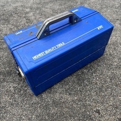 KTC スチール工具箱の画像