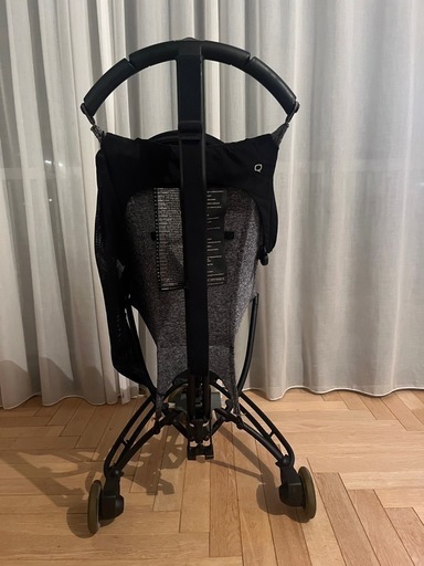 人気B型ベビーカー 折り畳みクイニージャズ
