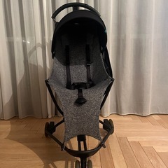 人気B型ベビーカー 折り畳みクイニージャズの画像