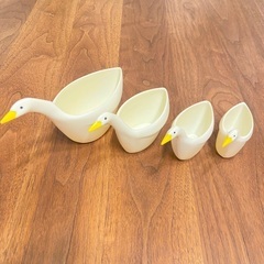 軽量カップ（白鳥型）の画像
