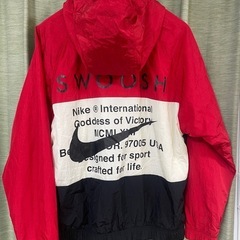 ナイキ ナイロンジャケット バックロゴ 撥水 メッシュ裏地 NIKE ジャケット サイズM 赤　黒　白 SWOOSH JACKETの画像