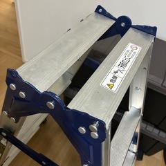 脚立　ハシゴ　ピカ 下部操作脚伸縮 SCL-120A かるノビの画像