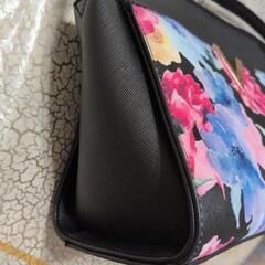 未使用タグ付き　花柄ショルダーバッグ　黒　の画像