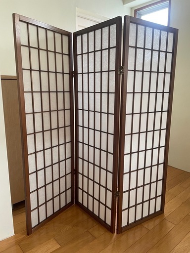 木製3つ折りパーテーション 格子模様