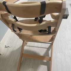 ベビー椅子の画像