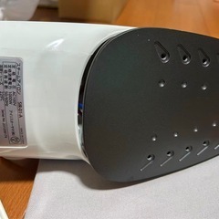 IRIS OHYAMA スチームアイロンの画像