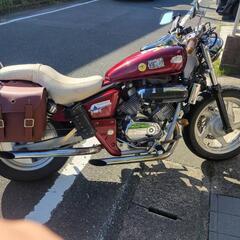 ホンダ　V2マグナ250の画像