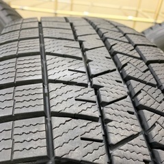 バリ山★205/65R16 ウインターマックス　WM03　ヤリスクロス　新型セレナ　C28 セレナ　安心の調整済み　即装着可能の画像