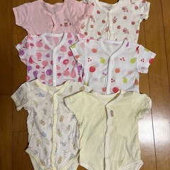 50㎝60㎝　24枚　女の子服の画像