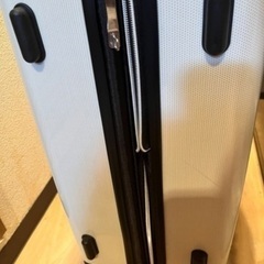 スーツケース、キャリーケースの画像