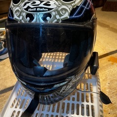 バイクのヘルメットの画像