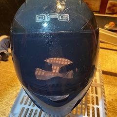 バイクのヘルメットの画像