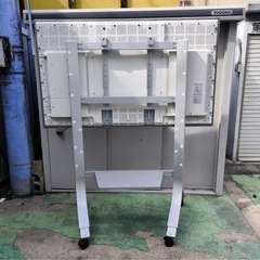 シャープ  ７０Ｖ型ディスプレイ の画像